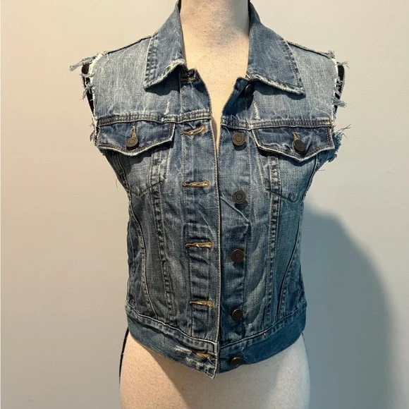 Pistola Denim Distressed Button Up Jean Vest Women’s size Small Pockets - Picture 1 of 8